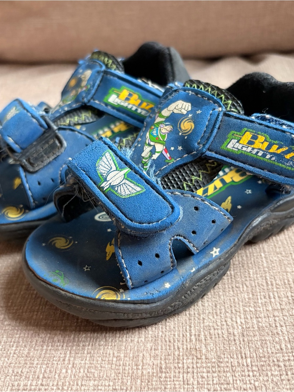 Vintage Y2K Disney Blue Buzz Lightyear Kids Velcro Space Sandals